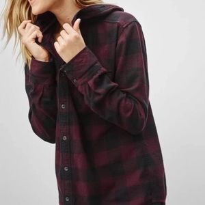 Aritzia TNA Hooded Hidalgo Hooded Flannel Shirt